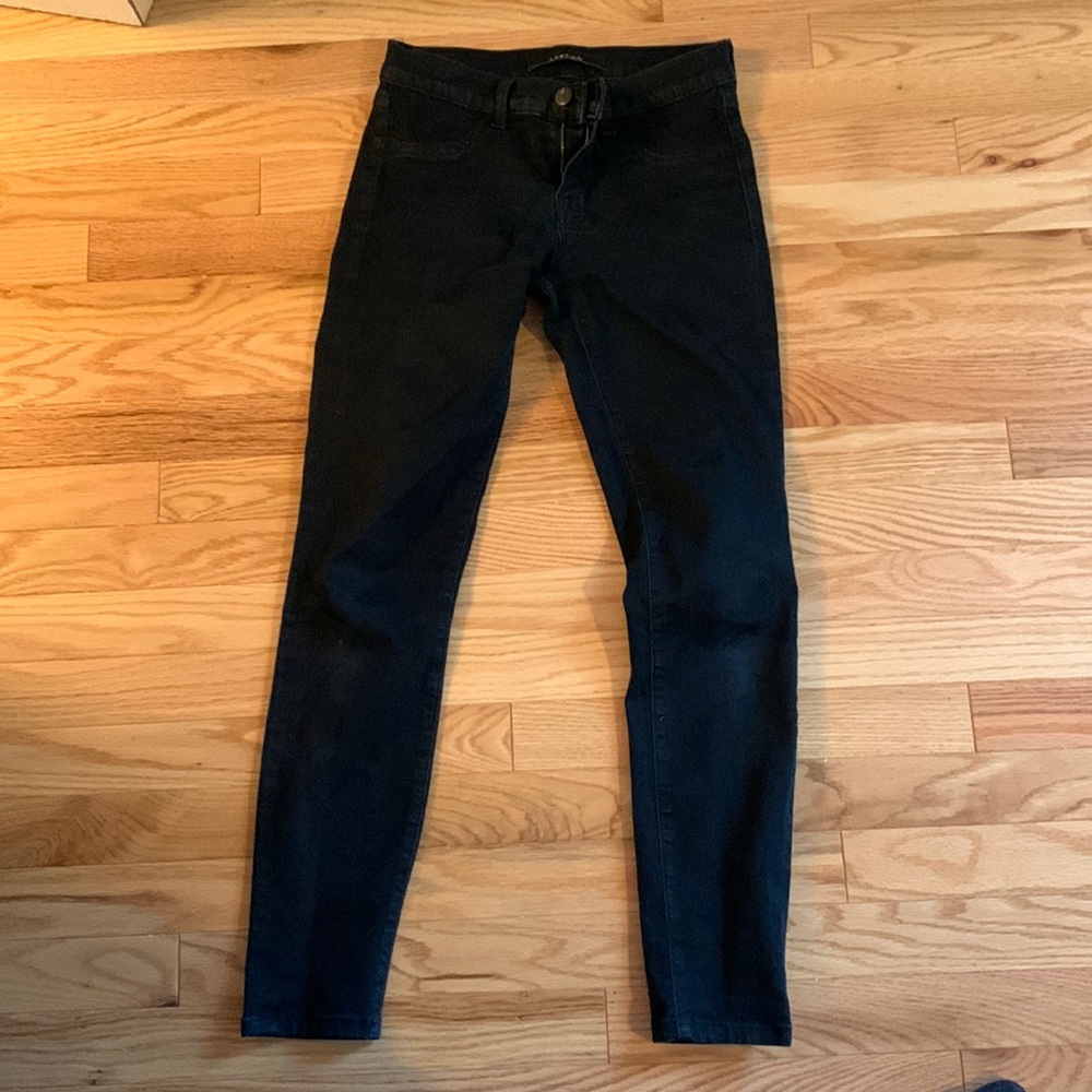 Jbrand. Black jeans. Great fit. Skinny